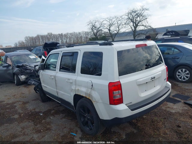 Продажа на аукционе авто 2012 Jeep Patriot Latitude, vin: 1C4NJPFB9CD696844, номер лота: 44850234