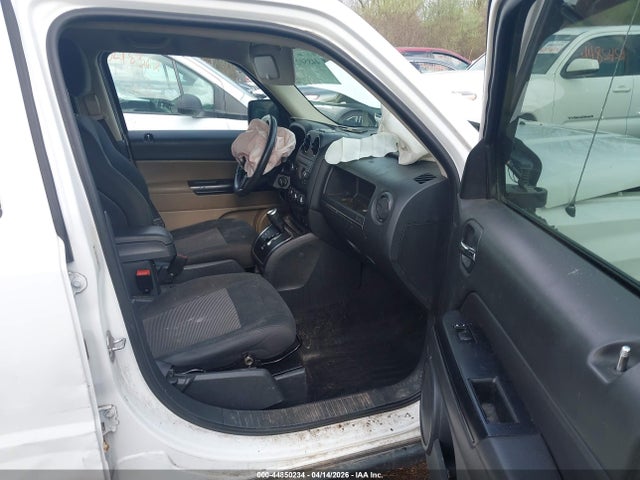Продажа на аукционе авто 2012 Jeep Patriot Latitude, vin: 1C4NJPFB9CD696844, номер лота: 44850234