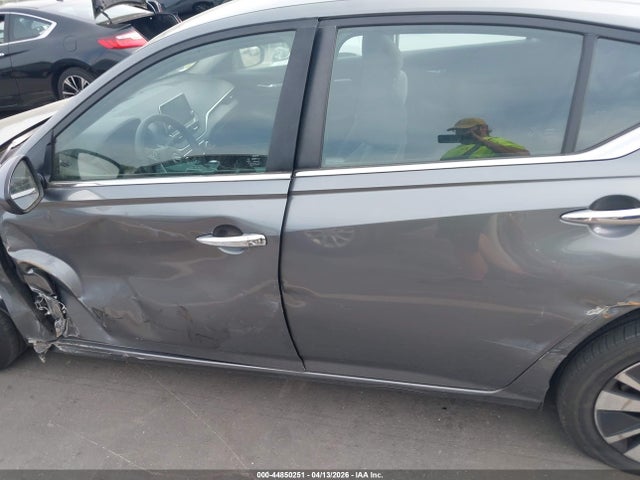 44850251 :رقم المزاد ، 1N4BL4DV1NN352906 vin ، 2022 Nissan Altima Sv Fwd مزاد بيع