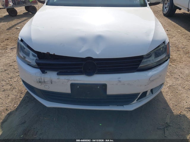 44850262 :رقم المزاد ، 3VWDZ7AJ1BM302434 vin ، 2011 Volkswagen Jetta 2.5l Se مزاد بيع