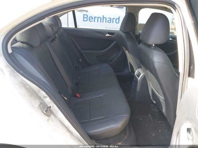44850262 :رقم المزاد ، 3VWDZ7AJ1BM302434 vin ، 2011 Volkswagen Jetta 2.5l Se مزاد بيع