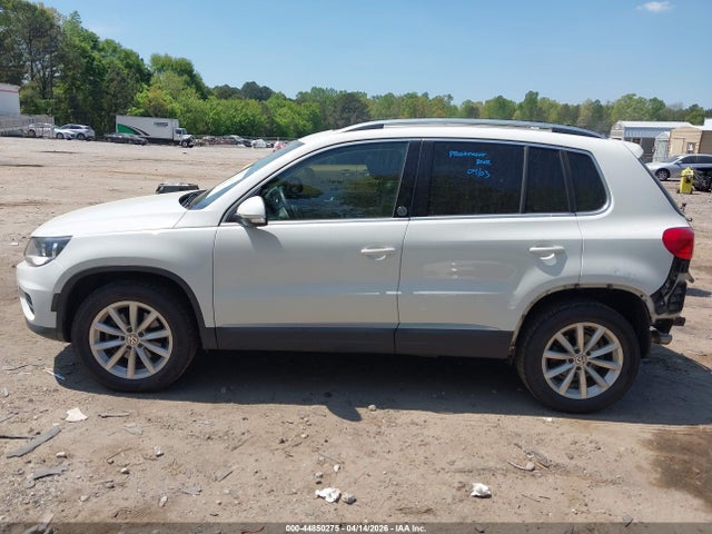44850275 :رقم المزاد ، WVGRV7AX0HW508373 vin ، 2017 Volkswagen Tiguan 2.0t Wolfsburg Edition مزاد بيع