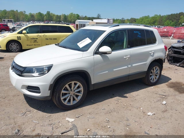 44850275 :رقم المزاد ، WVGRV7AX0HW508373 vin ، 2017 Volkswagen Tiguan 2.0t Wolfsburg Edition مزاد بيع