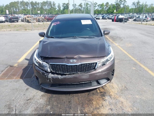 Aukcja sprzedaży 2017 Kia Forte Lx, vin: 3KPFK4A76HE152701, numer aukcji: 44850291
