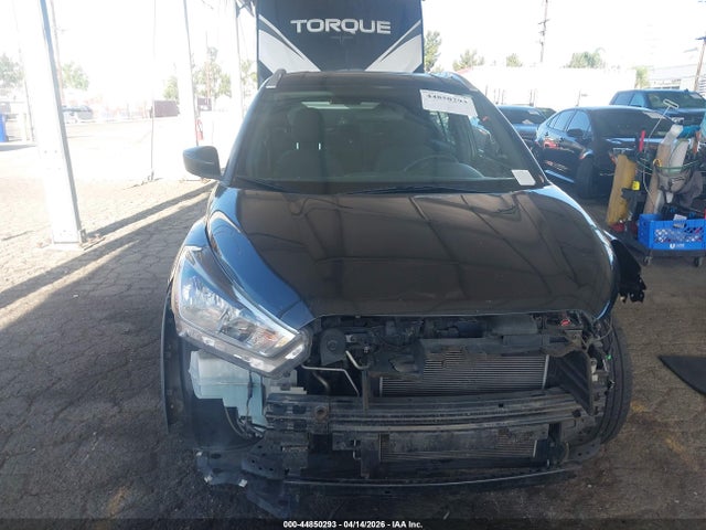 3N1CP5CUXKL544843 Nissan KICKS SV