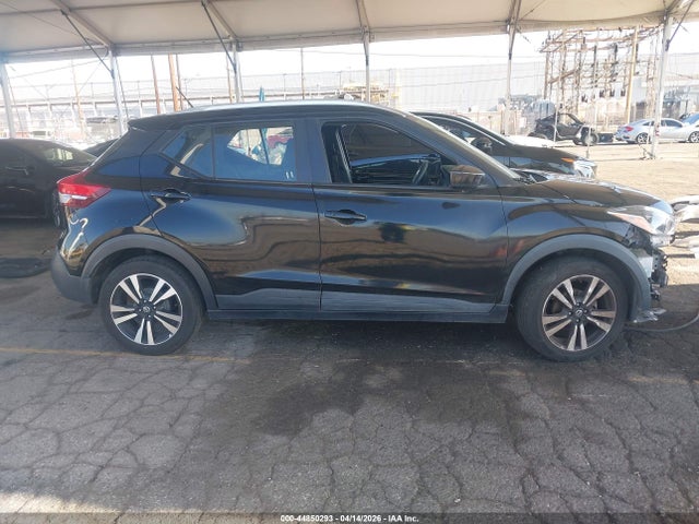 3N1CP5CUXKL544843 Nissan KICKS SV