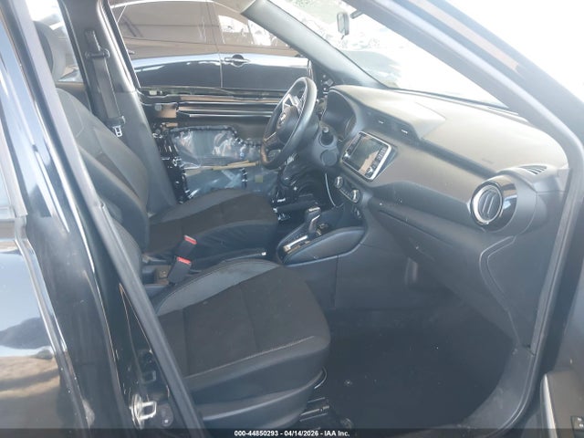 3N1CP5CUXKL544843 Nissan KICKS SV