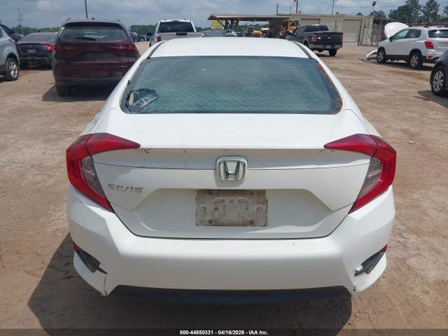 Aukcja sprzedaży 2018 Honda Civic Lx, vin: 2HGFC2F52JH519808, numer aukcji: 44850331