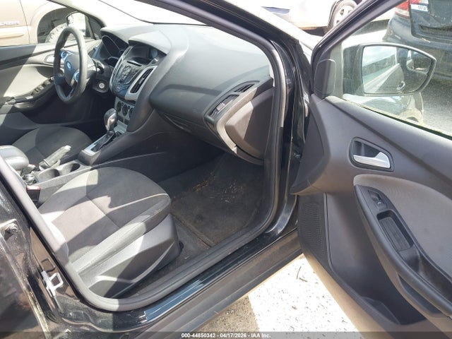 Ford FOCUS SE 2014 1FADP3K21EL350925 Image 5