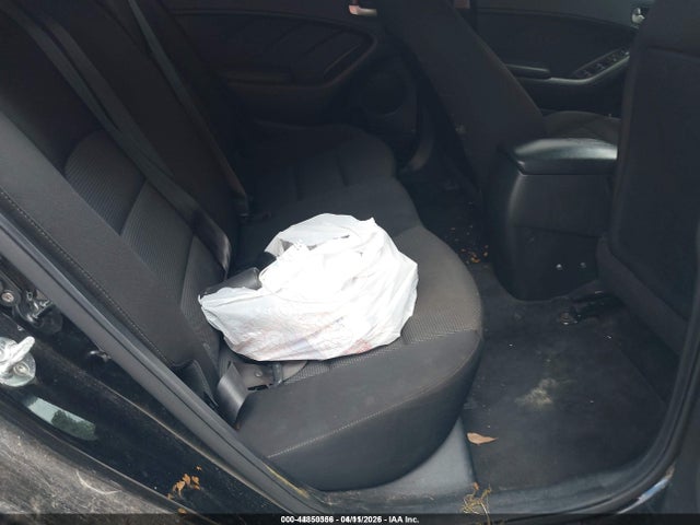 KIA FORTE LX 2017 3KPFK4A7XHE121919 Image 8