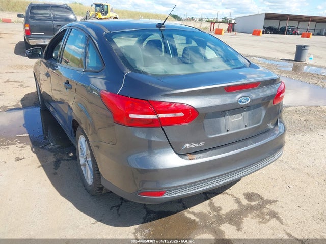 2017 FORD FOCUS 1FADP3F25HL285608 Photo 2