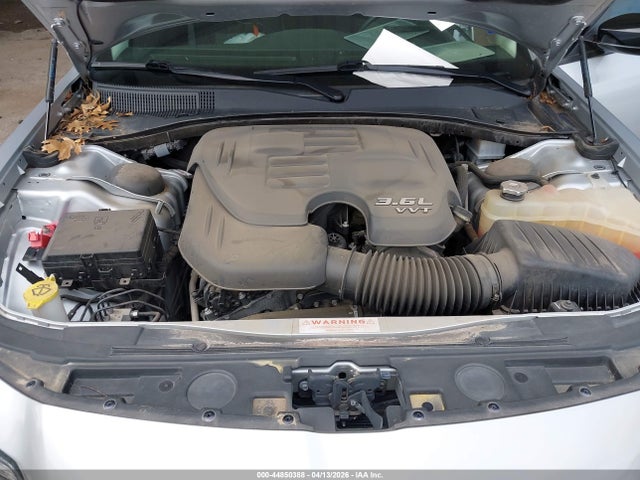 Продажа на аукционе авто 2021 Chrysler 300 Touring, vin: 2C3CCAAG0MH592379, номер лота: 44850388