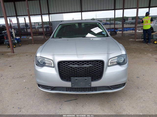 Продажа на аукционе авто 2021 Chrysler 300 Touring, vin: 2C3CCAAG0MH592379, номер лота: 44850388