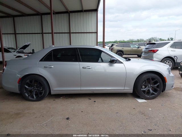 Продажа на аукционе авто 2021 Chrysler 300 Touring, vin: 2C3CCAAG0MH592379, номер лота: 44850388
