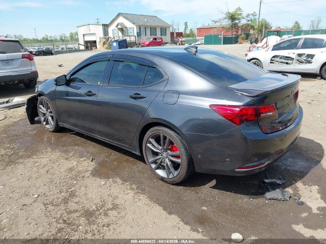 44850422 :رقم المزاد ، 19UUB2F33GA001917 vin ، 2016 Acura Tlx V6 مزاد بيع