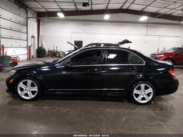 44850425 :رقم المزاد ، WDDGF8BB1BR149712 vin ، 2011 Mercedes-benz C 300 مزاد بيع