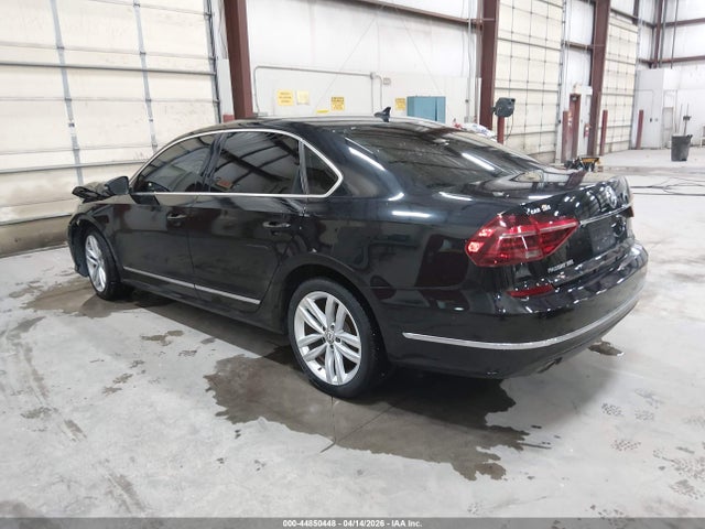 Продаж на аукціоні авто 2018 Volkswagen Passat 2.0t Sel Premium, vin: 1VWCA7A37JC010615, номер лоту: 44850448