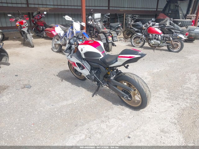 JYARM38E7NA002791 Yamaha Yzfr7