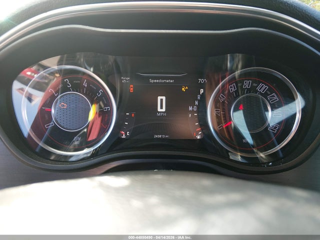 Продажа на аукционе авто 2015 Dodge Challenger Sxt, vin: 2C3CDZAG4FH856248, номер лота: 44850490