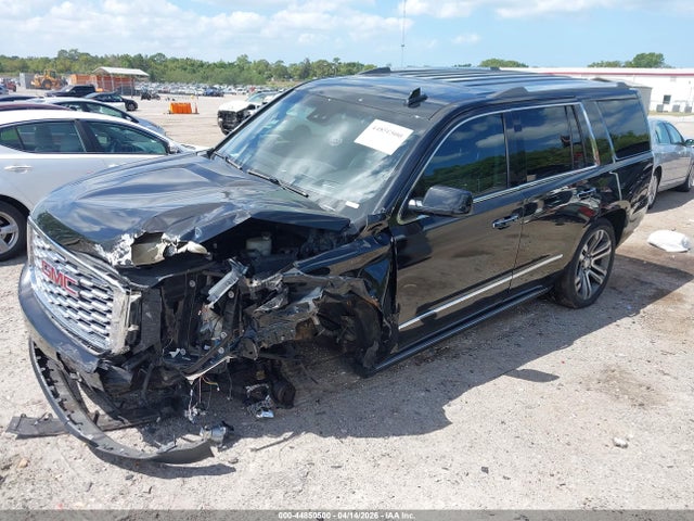 44850500 :رقم المزاد ، 1GKS2CKJXLR107443 vin ، 2020 Gmc Yukon 4wd Denali مزاد بيع
