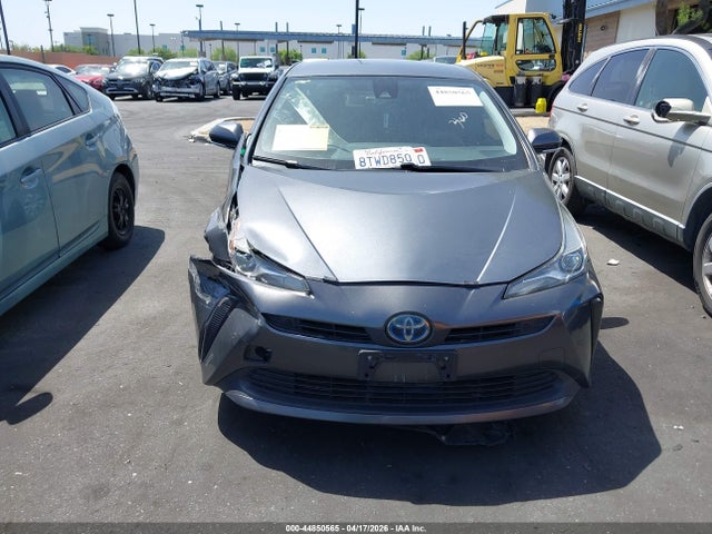 JTDKARFU3K3077032 Toyota Prius Le
