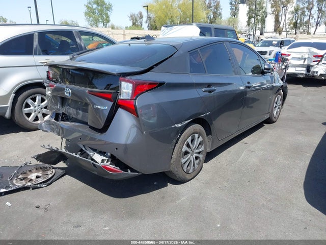 JTDKARFU3K3077032 Toyota Prius Le