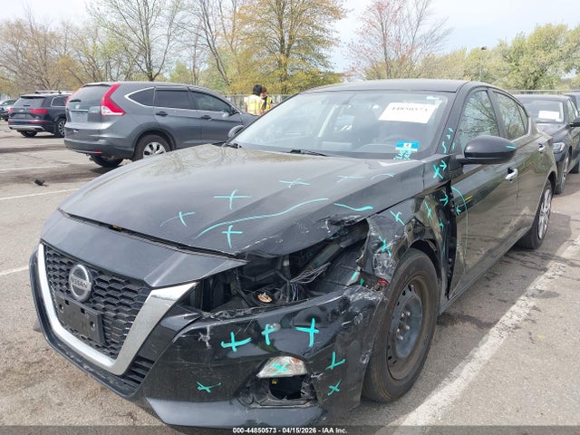 44850573 :رقم المزاد ، 1N4BL4BV1LC136663 vin ، 2020 Nissan Altima S Fwd مزاد بيع