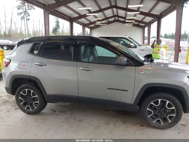 44850594 :رقم المزاد ، 3C4NJDDB8LT151598 vin ، 2020 Jeep Compass Trailhawk 4x4 مزاد بيع