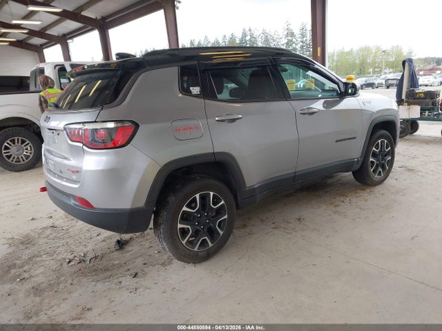44850594 :رقم المزاد ، 3C4NJDDB8LT151598 vin ، 2020 Jeep Compass Trailhawk 4x4 مزاد بيع
