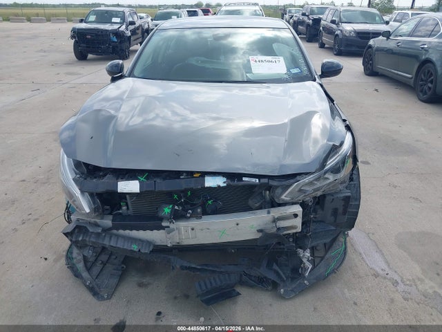 1N4BL4CV2NN389870 Nissan Altima Sr Fwd