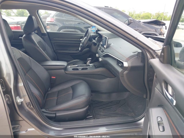 1N4BL4CV2NN389870 Nissan Altima Sr Fwd