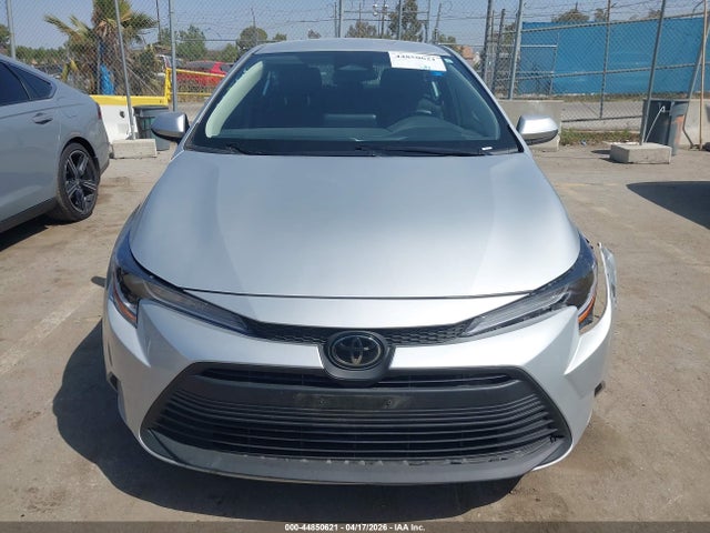 Toyota COROLLA LE 2025 5YFB4MDE4SP305147 Image 12