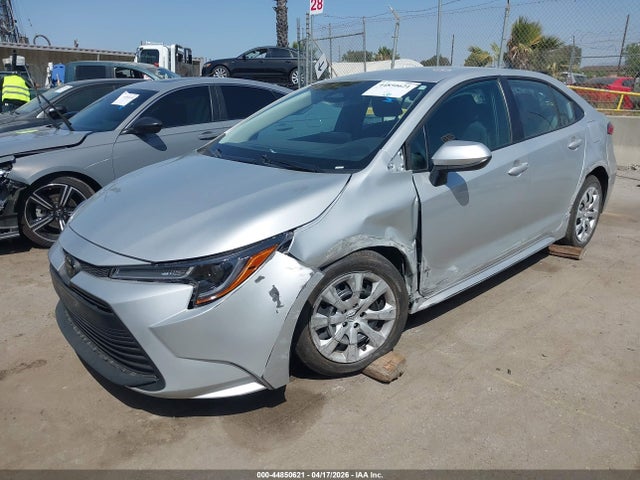 Toyota COROLLA LE 2025 5YFB4MDE4SP305147 Image 2