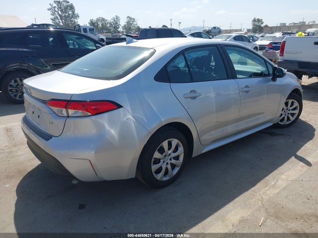 Toyota COROLLA LE 2025 5YFB4MDE4SP305147 Image 4