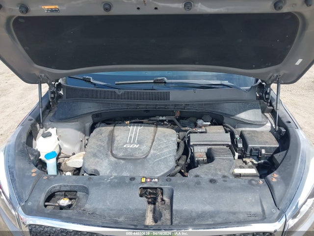5XYPGDA50GG177423 KIA Sorento 3.3l Lx