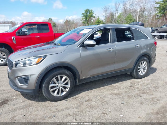 5XYPGDA50GG177423 KIA Sorento 3.3l Lx
