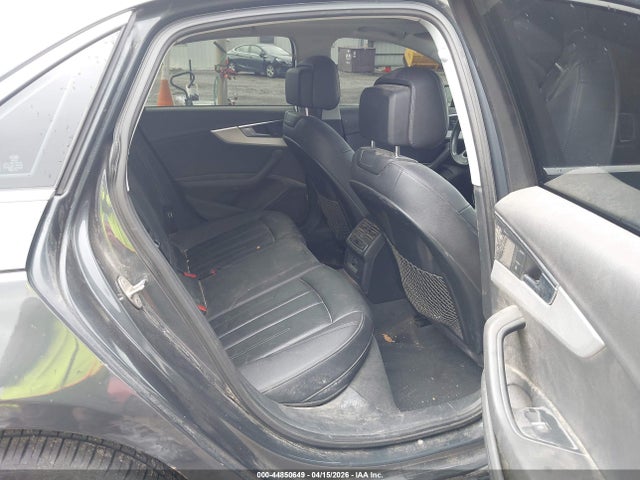 44850649 :رقم المزاد ، WAUENAF4XHN003426 vin ، 2017 Audi A4 2.0t Premium مزاد بيع