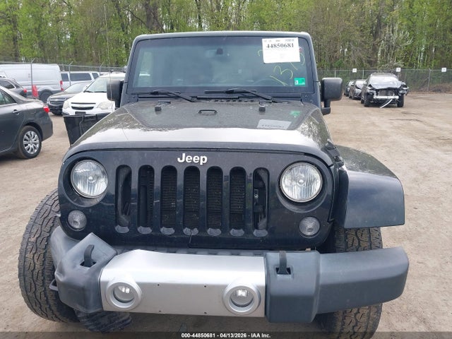 2015 Jeep Wrangler Unlimited Sahara მანქანა იყიდება აუქციონზე, vin: 1C4BJWEG1FL551656, აუქციონის ნომერი: 44850681