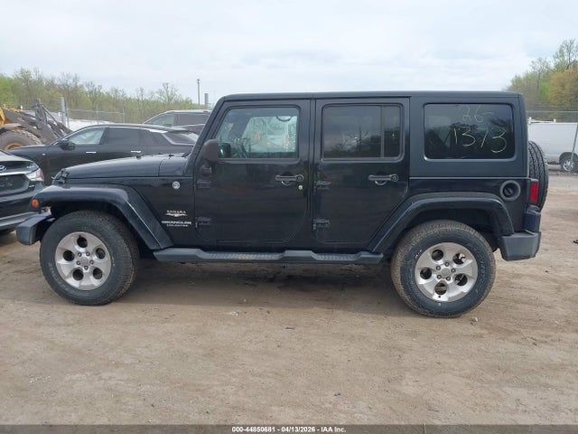 2015 Jeep Wrangler Unlimited Sahara მანქანა იყიდება აუქციონზე, vin: 1C4BJWEG1FL551656, აუქციონის ნომერი: 44850681