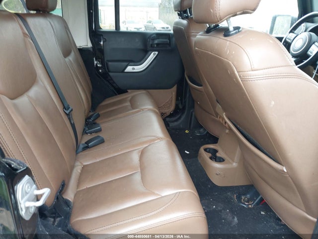 2015 Jeep Wrangler Unlimited Sahara მანქანა იყიდება აუქციონზე, vin: 1C4BJWEG1FL551656, აუქციონის ნომერი: 44850681