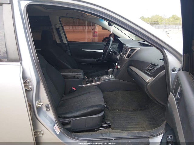 2013 Subaru Outback 2.5i Premium მანქანა იყიდება აუქციონზე, vin: 4S4BRCGC8D3261506, აუქციონის ნომერი: 44850685