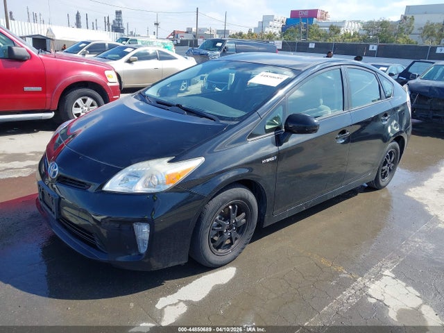 2015 TOYOTA PRIUS JTDKN3DU4F1961843 Photo 1