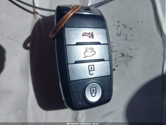 44850698 :رقم المزاد ، KNDJX3AEXH7020755 vin ، 2017 Kia Soul Ev + مزاد بيع