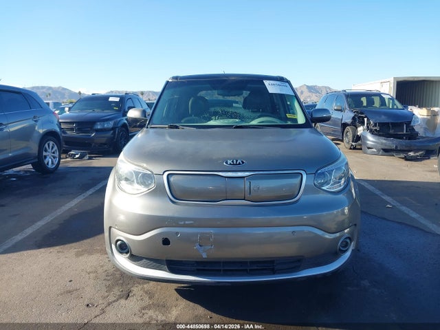 44850698 :رقم المزاد ، KNDJX3AEXH7020755 vin ، 2017 Kia Soul Ev + مزاد بيع