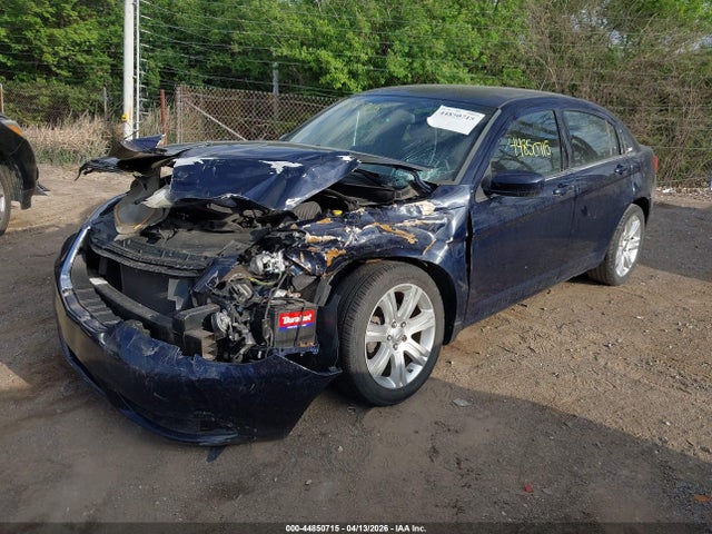 Продаж на аукціоні авто 2013 Chrysler 200 Touring, vin: 1C3CCBBB8DN601040, номер лоту: 44850715