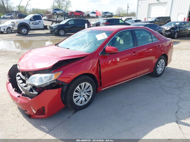 44850725 :رقم المزاد ، 4T1BF1FK0DU704621 vin ، 2013 Toyota Camry Le مزاد بيع