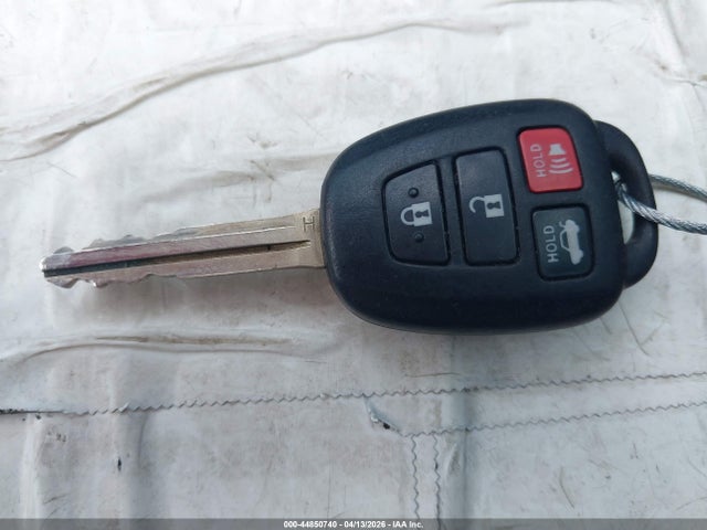 4T4BF1FK5GR559814 Toyota CAMRY LE
