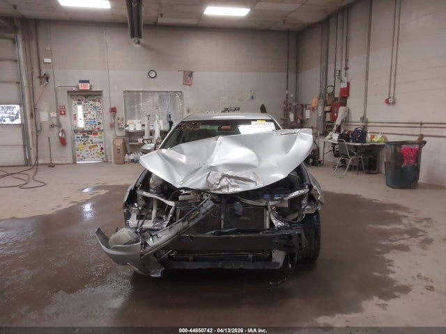 44850742 :رقم المزاد ، 4T1BF1FK8GU240398 vin ، 2016 Toyota Camry Se مزاد بيع