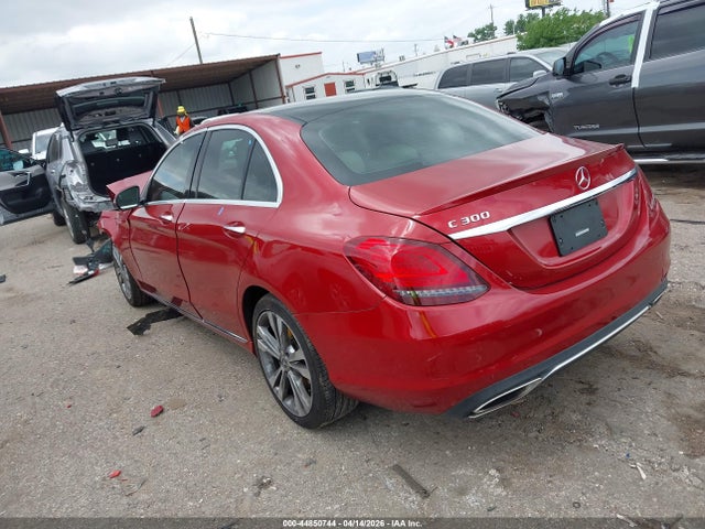 44850744 :رقم المزاد ، 55SWF8DB8KU307521 vin ، 2019 Mercedes-benz C 300 مزاد بيع