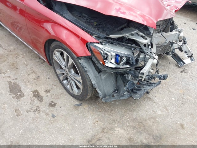 44850744 :رقم المزاد ، 55SWF8DB8KU307521 vin ، 2019 Mercedes-benz C 300 مزاد بيع